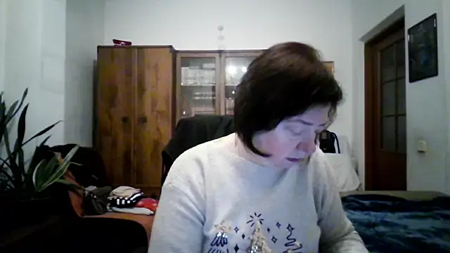 Violet Pulse online show from December 22, 8:01 pm