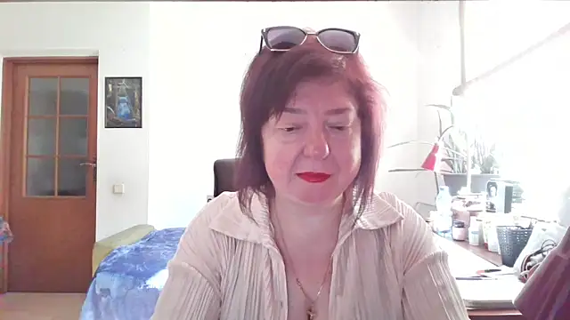 Violet Pulse online show from April 20, 6:49 am