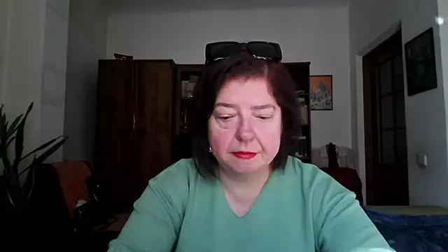 Violet Pulse online show from April 6, 8:37 am