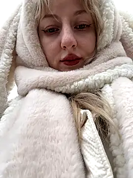 RonnieKiss online show from October 13, 5:10 am