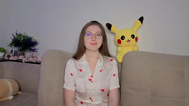 DaliaRadtke online show from February 1, 7:45 pm