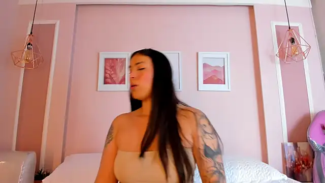 Sarah Reidd online show from October 3, 1:38 pm