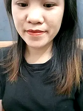 Norah-h online show from October 18, 3:04 pm