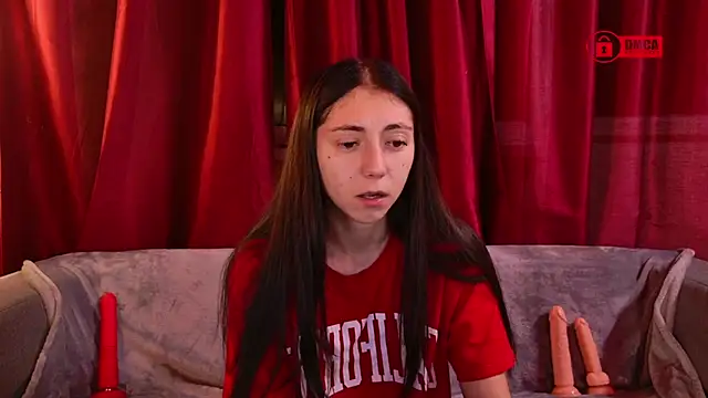 Charming LIA online show from December 1, 9:28 pm