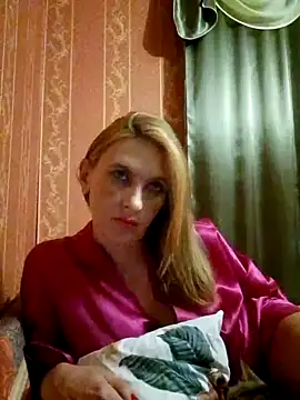 LaraDiva7799 online show from October 11, 6:21 pm