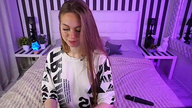 GoGoDream online show from April 3, 7:50 am