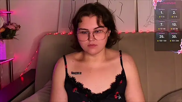  online show from September 21, 12:04 pm