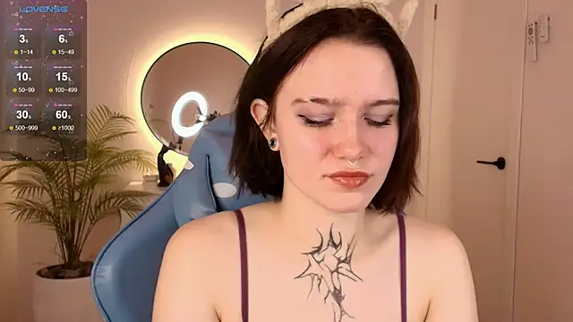 Elastikisss online show from November 15, 2:45 am