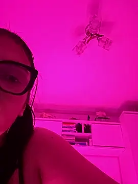 xo xy online show from January 10, 4:33 pm