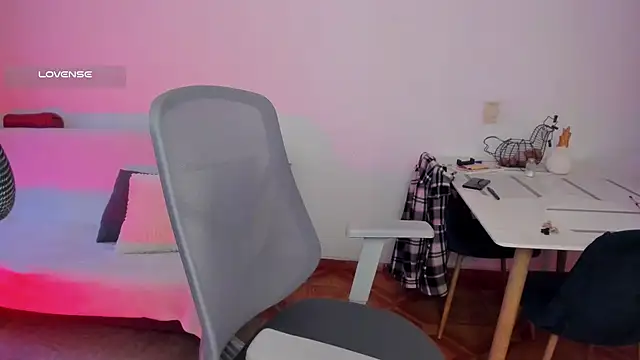 Chubby Licius online show from November 14, 10:43 pm