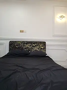 Zola Nooryi online show from January 13, 10:14 pm