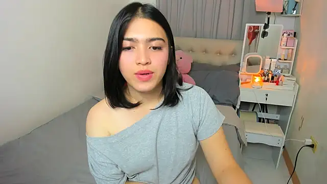 BubbbleButtDemi online show from May 2, 5:11 am