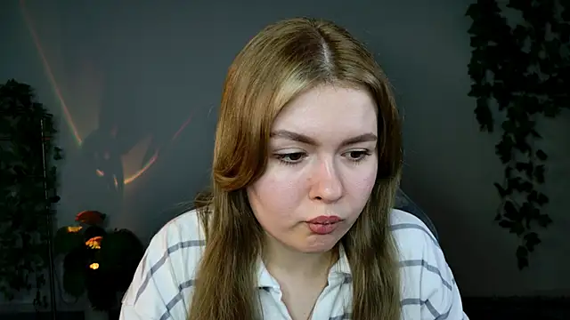 HaleySun online show from October 17, 1:47 pm