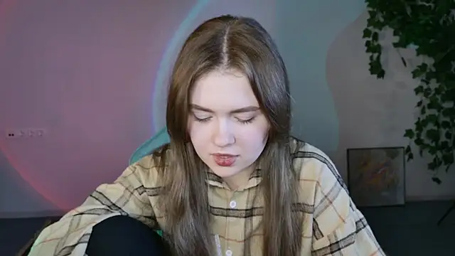 HaleySun online show from November 11, 3:09 pm