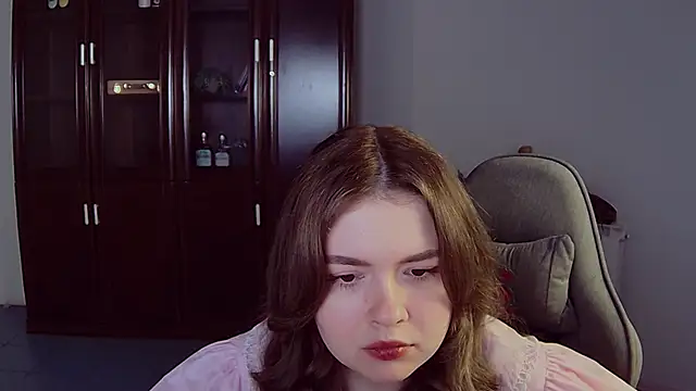 HaleySun online show from November 15, 9:43 am