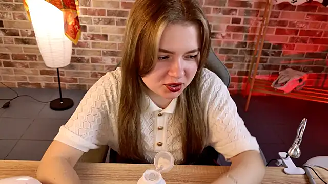 HaleySun online show from October 9, 1:59 pm