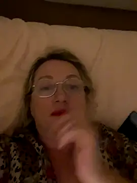 Littleangeleyes online show from October 29, 10:34 pm