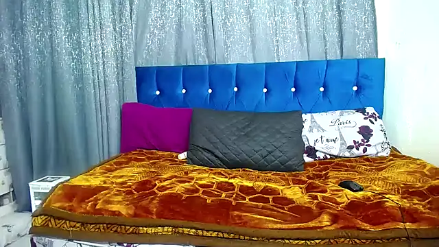 BustyBMWx online show from November 15, 2:07 pm