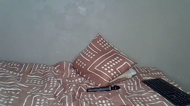 Bellabootie online show from December 3, 9:11 am