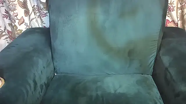 Sweet-Berry  online show from October 7, 8:02 pm