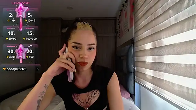 Kittyross online show from February 5, 5:05 pm