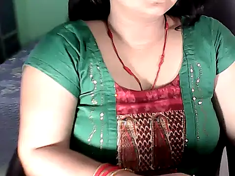 BABITA KUMARII online show from October 22, 5:18 pm