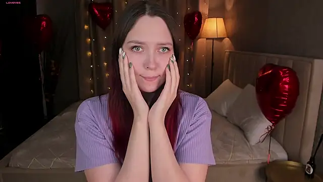 Monica  Queen online show from February 12, 5:31 am