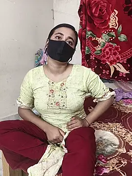 Love Queen11 online show from December 20, 5:17 pm