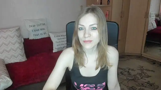 Tiffany Bates online show from March 28, 11:54 am