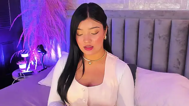 EmmaBlossom online show from October 23, 7:31 pm