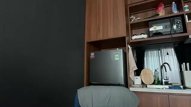 Miravynn online show from February 27, 9:09 am