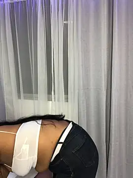 AnaBrowmn online show from March 26, 1:08 am