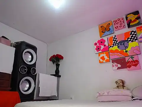 Nahomyyy online show from October 14, 12:24 am