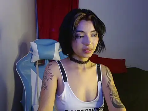 kiyusweetcrazy online show from October 19, 12:45 am