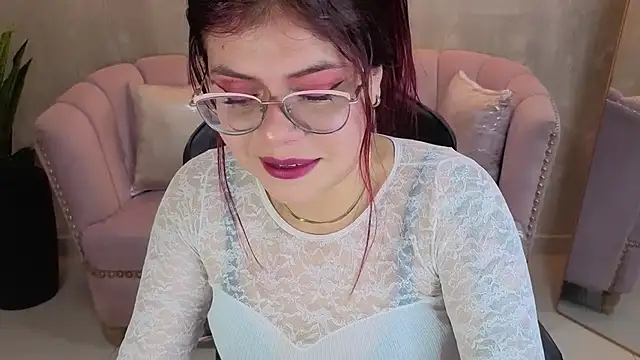 draviana a  online show from October 17, 3:21 am