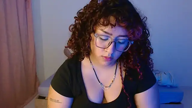 BlueeVelvet online show from October 7, 3:22 am