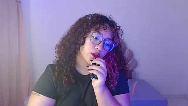 BlueeVelvet online show from September 26, 7:44 pm