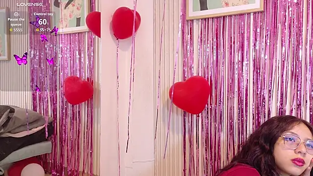 Abrilmirren online show from February 17, 11:31 am