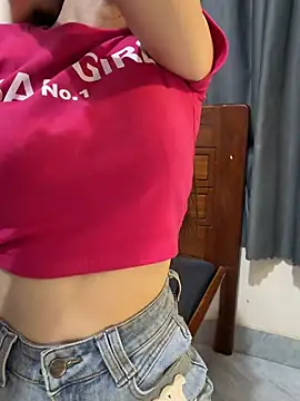 Quynhbabysexy online show from April 15, 8:26 am