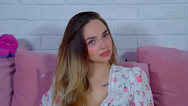 AnitaVenture online show from April 9, 4:26 am