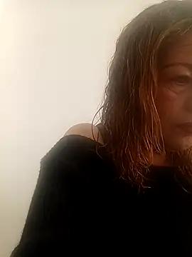 VANESSA  01 online show from November 17, 1:45 pm