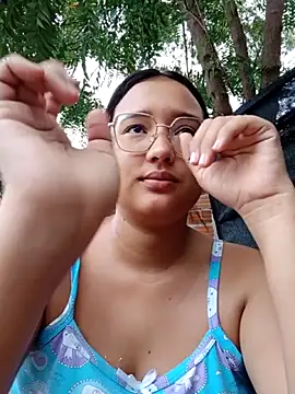 young dairy01 online show from March 3, 12:11 pm