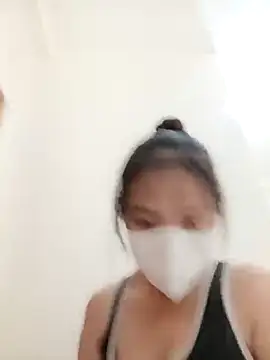 bree-zz online show from November 29, 1:48 pm