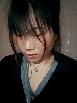 min-xinh online show from March 14, 8:48 am