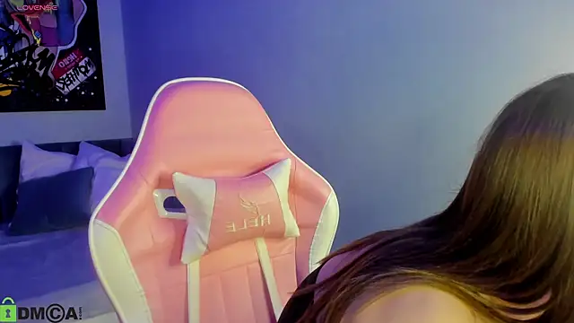 KarinaBroks online show from December 22, 12:19 pm