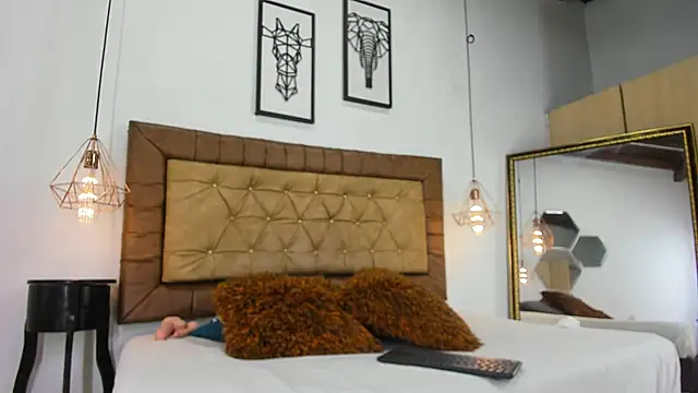 hannarose1208 online show from November 15, 12:39 pm