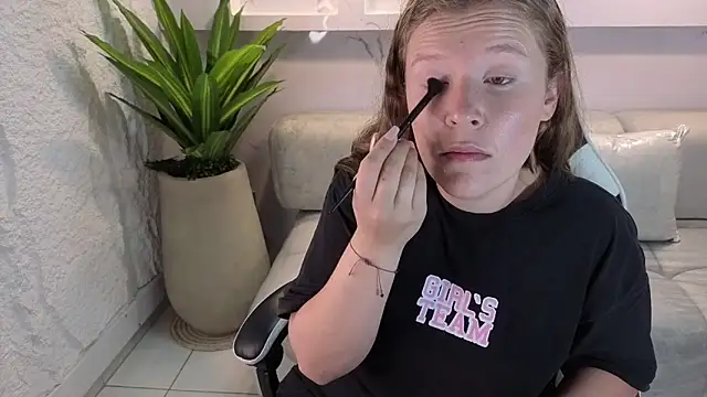 carla tp online show from November 9, 1:07 pm