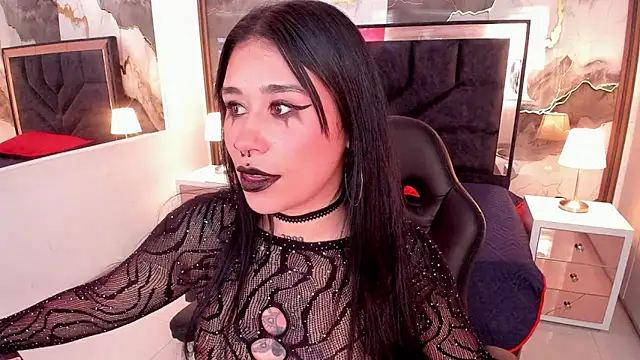 SusanVilla online show from March 11, 8:00 pm