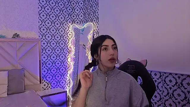 Ixchel tay online show from February 16, 4:01 am