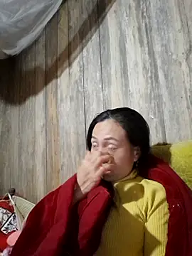 Tuyet xx online show from December 4, 10:43 pm